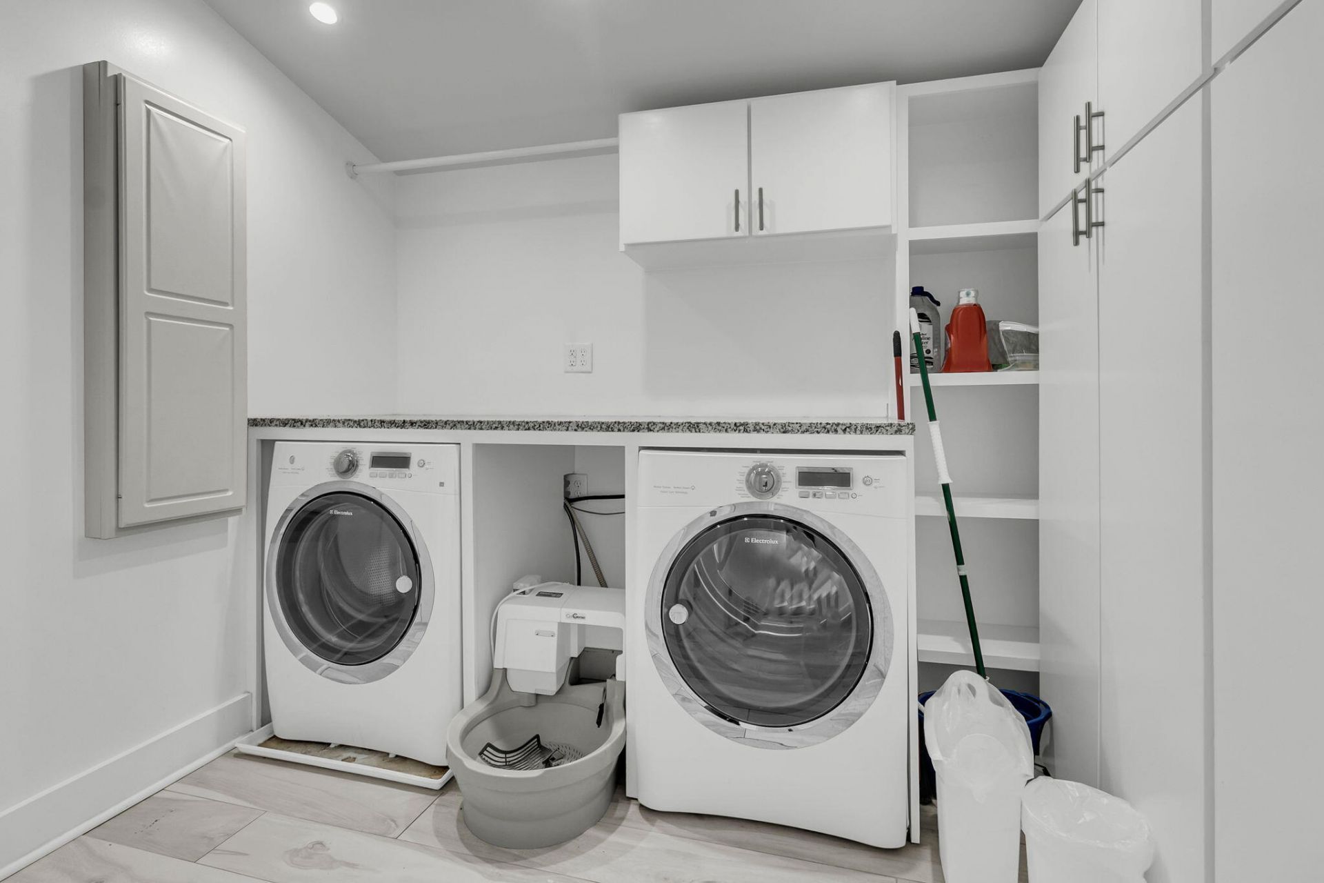 706 Arcadian Way Photo 45