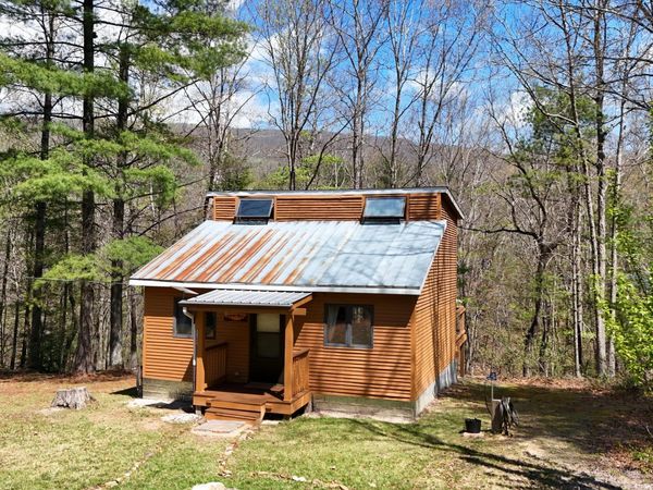 806 Misty Mountain Rd, Waiteville, WV 24984