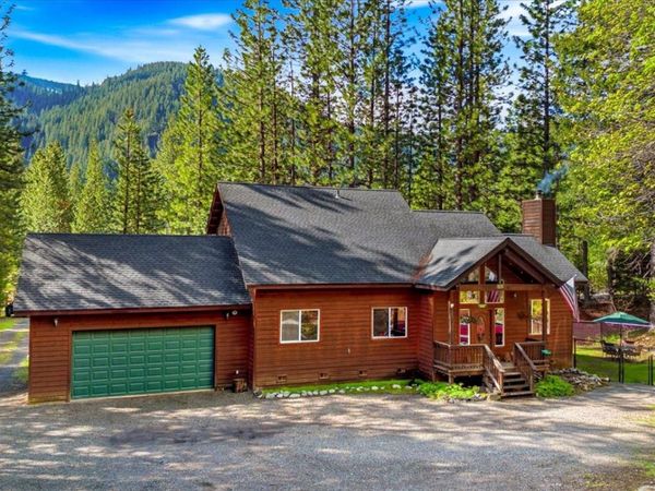 101 Lewis Ln., Sierra City, CA 96125