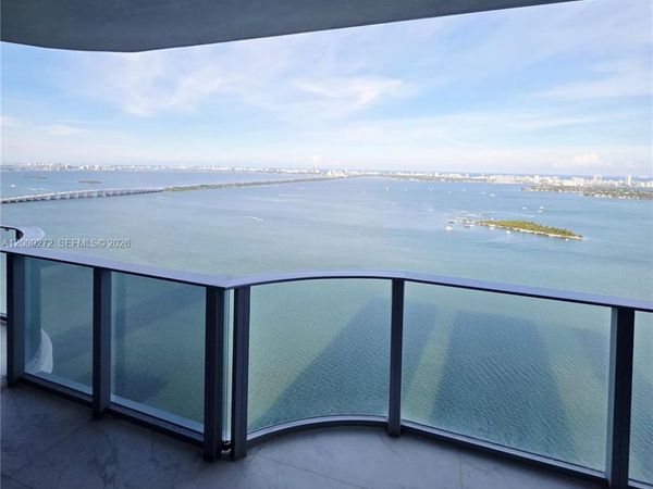 700 NE 24 St, Unit 3903, Miami, FL 33137