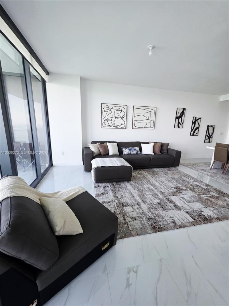 700 NE 24 St, Unit 3903, Miami, FL 33137 Photo