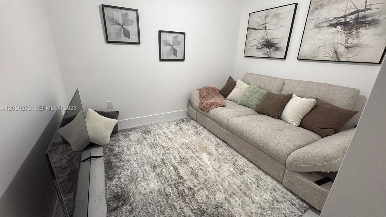 700 NE 24 St, Unit 3903, Miami, FL 33137 Photo