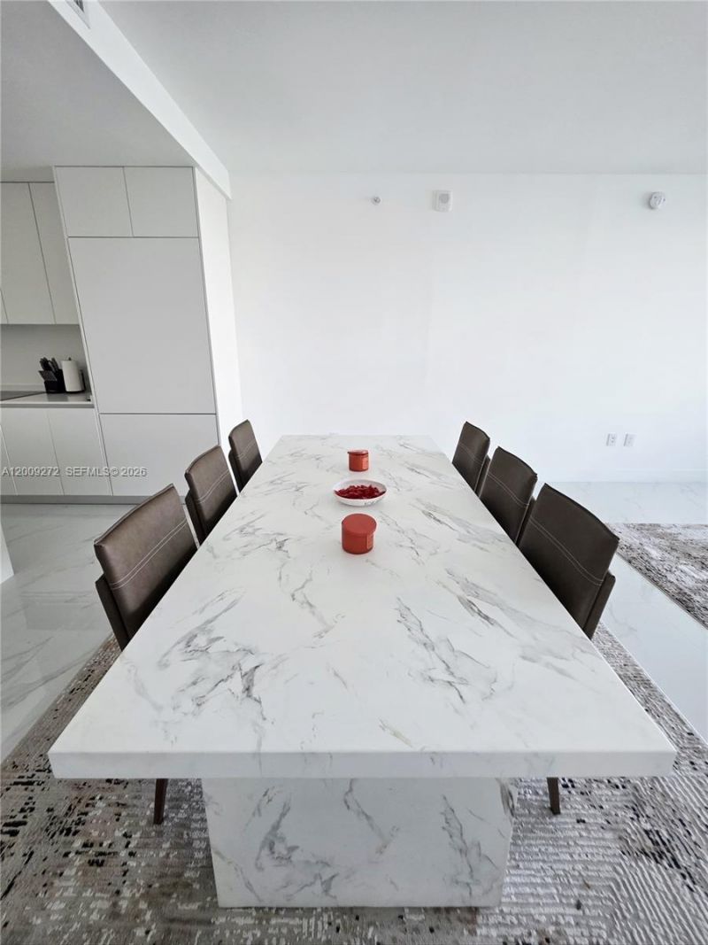 700 NE 24 St, Unit 3903, Miami, FL 33137 Photo