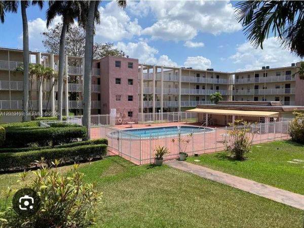 2800 NW 56th Ave, Unit H403, Lauderhill, FL 33313
