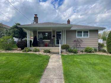 447 W Omar Street , Struthers, OH 44471