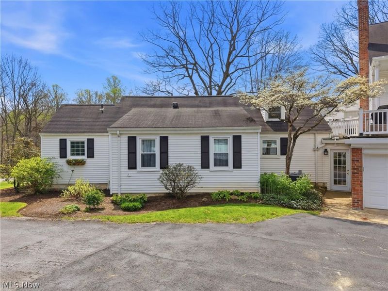 14661 Hillbrook Lane N, Unit 11, Chagrin Falls, OH 44022 Photo 28