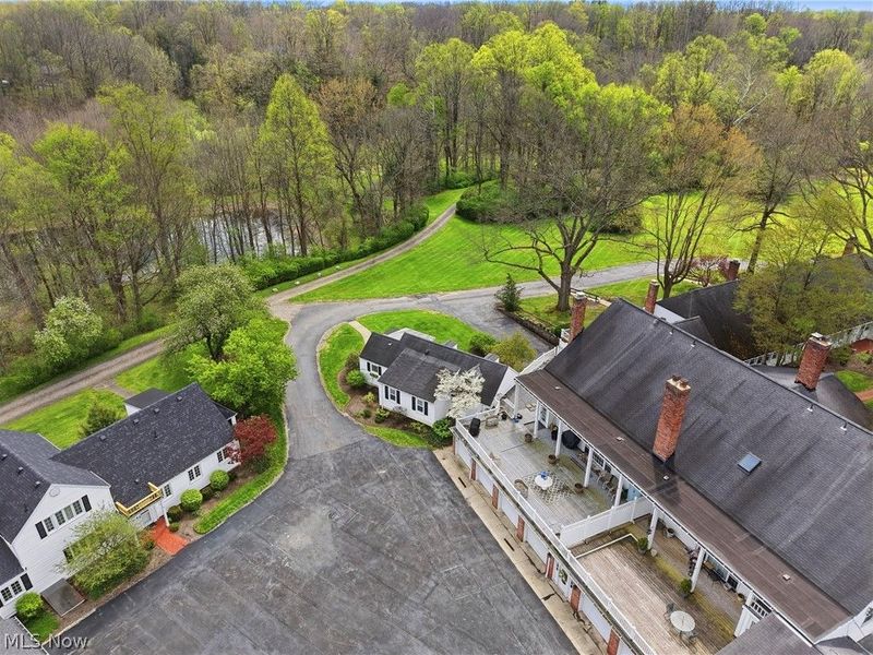14661 Hillbrook Lane N, Unit 11, Chagrin Falls, OH 44022 Photo 33