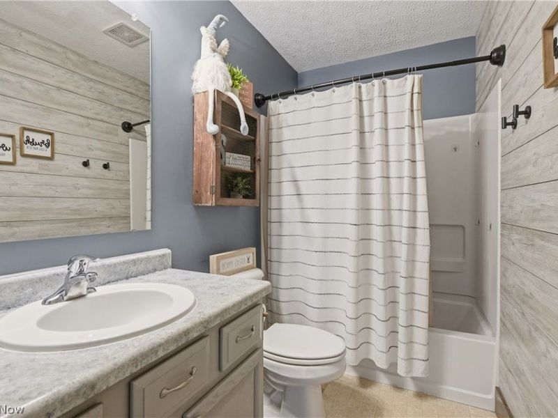 6444 Newkirk Road, Shreve, OH 44676 Photo 27