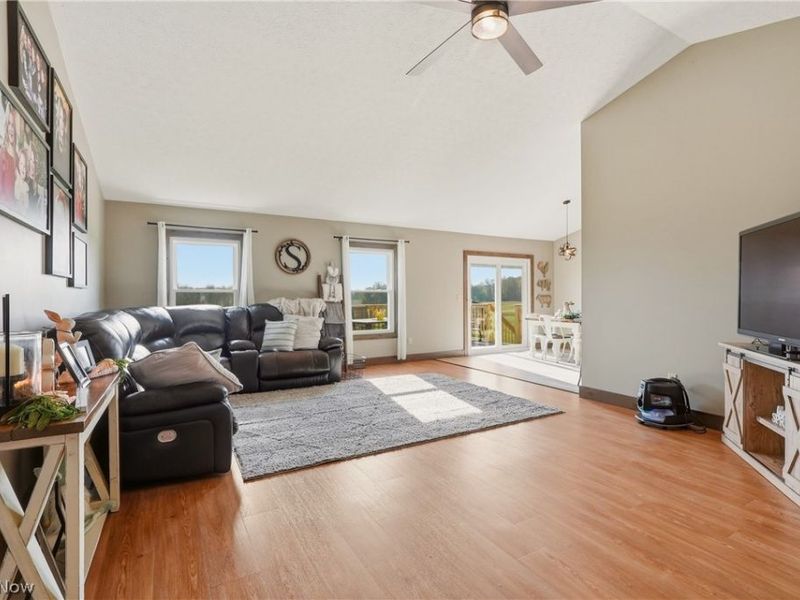 6444 Newkirk Road, Shreve, OH 44676 Photo 9