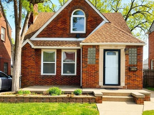 18076 Washburn Street, Detroit, Mi 48221