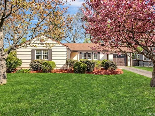 16 Ria Drive , White Plains, NY 10605