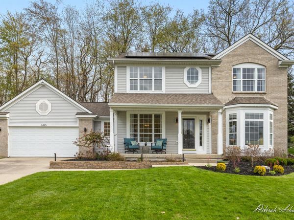 6495 Los Altos Drive NE, Rockford, MI 49341