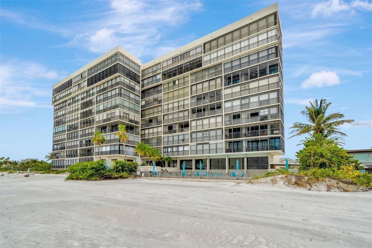 15462 Gulf Boulevard , Unit 508, Madeira Beach, FL 33708 Photo