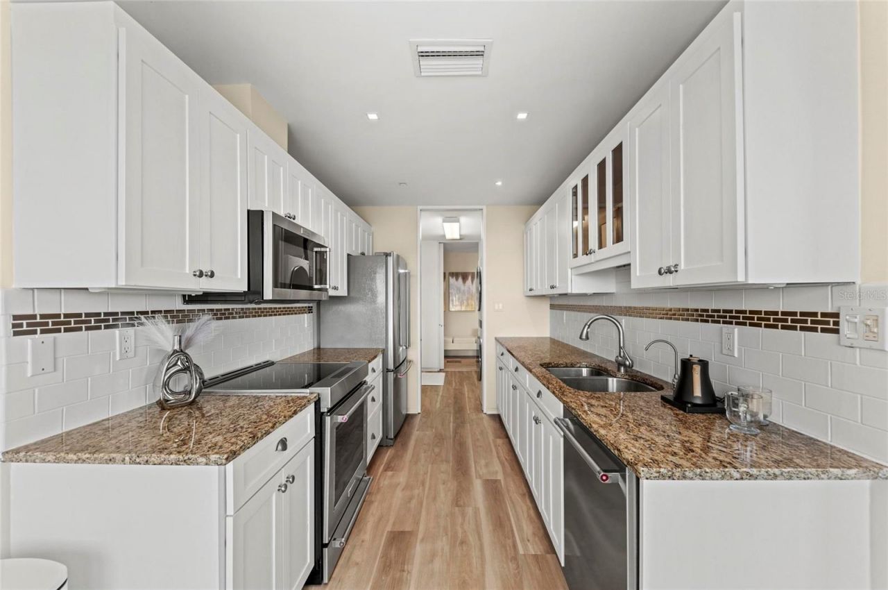 350 Golden Gate Point, Unit 61, Sarasota, FL 34236 Photo