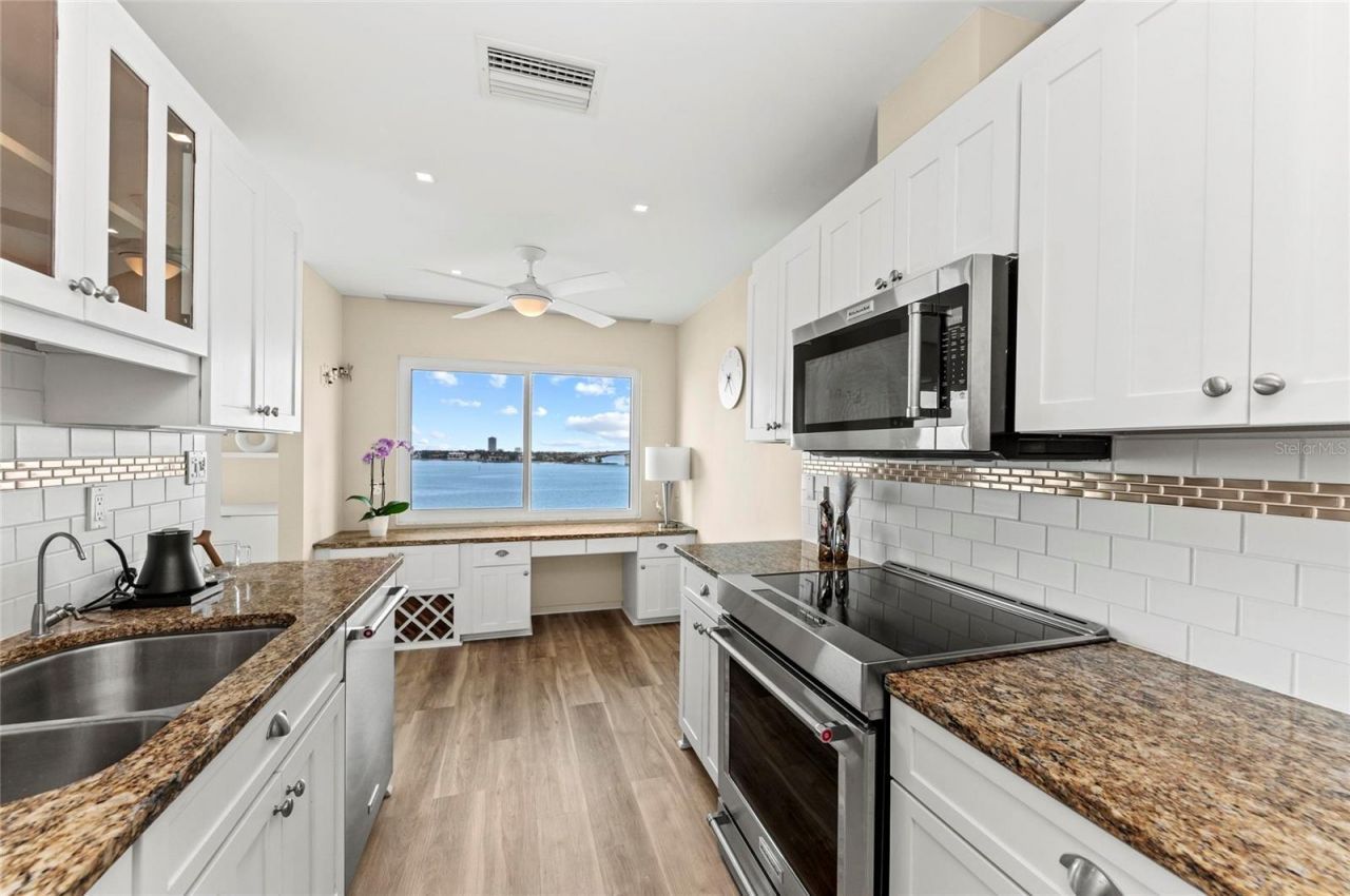 350 Golden Gate Point, Unit 61, Sarasota, FL 34236 Photo