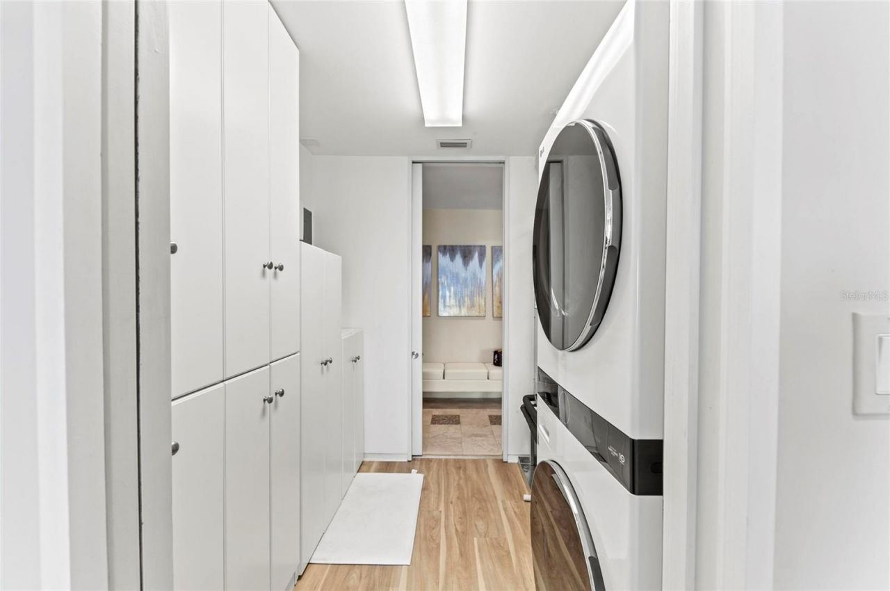 350 Golden Gate Point, Unit 61, Sarasota, FL 34236 Photo