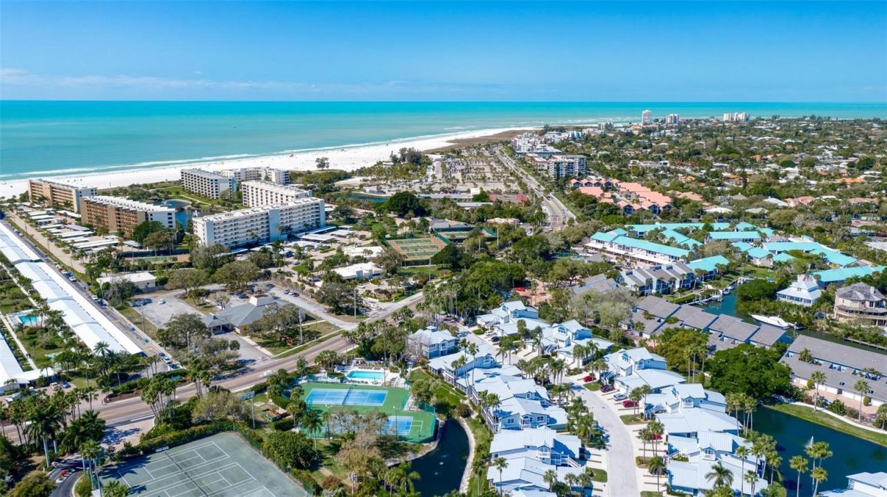 1269 Siesta Bayside Drive , Unit 1269C, Sarasota, FL 34242 Photo
