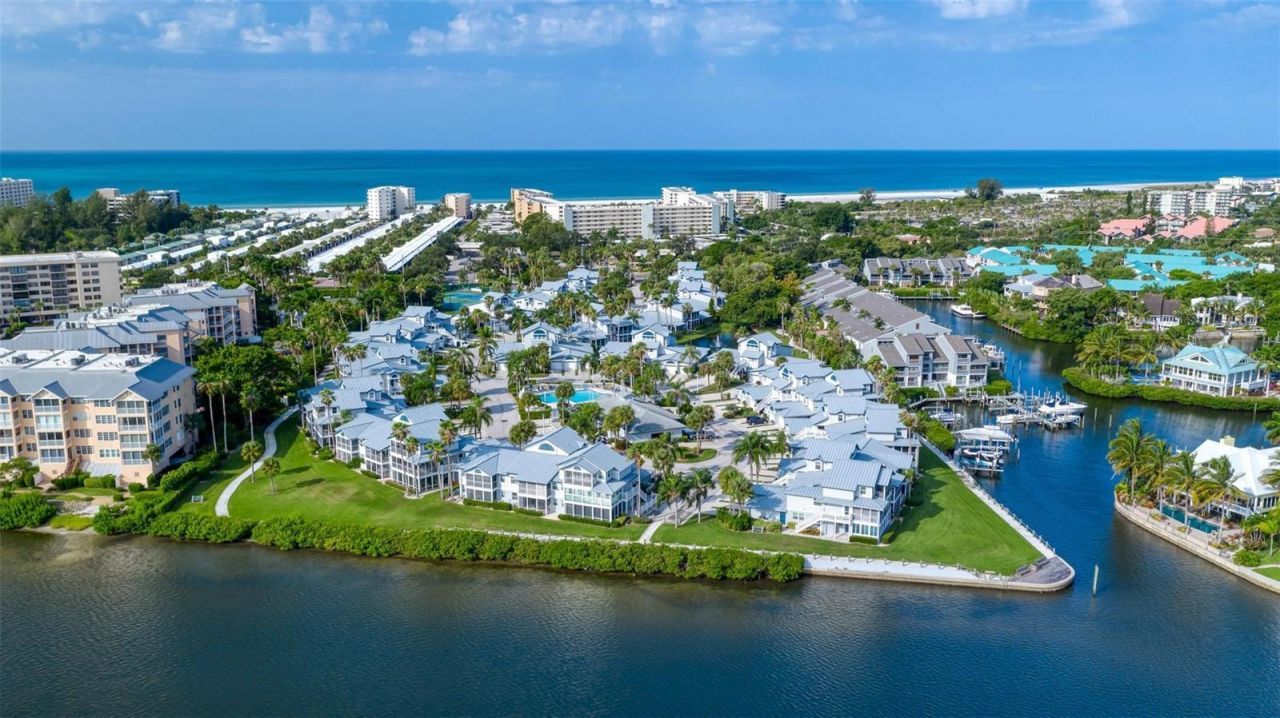 1269 Siesta Bayside Drive , Unit 1269C, Sarasota, FL 34242 Photo