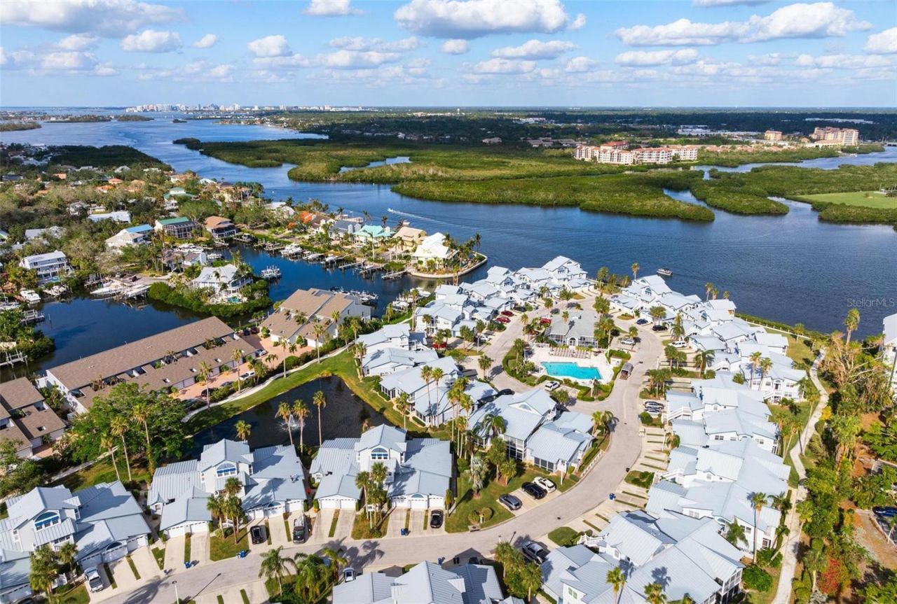 1269 Siesta Bayside Drive , Unit 1269C, Sarasota, FL 34242 Photo