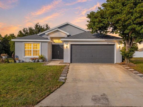 23905 NARROWLEAF COURT , LEESBURG, FL 34748