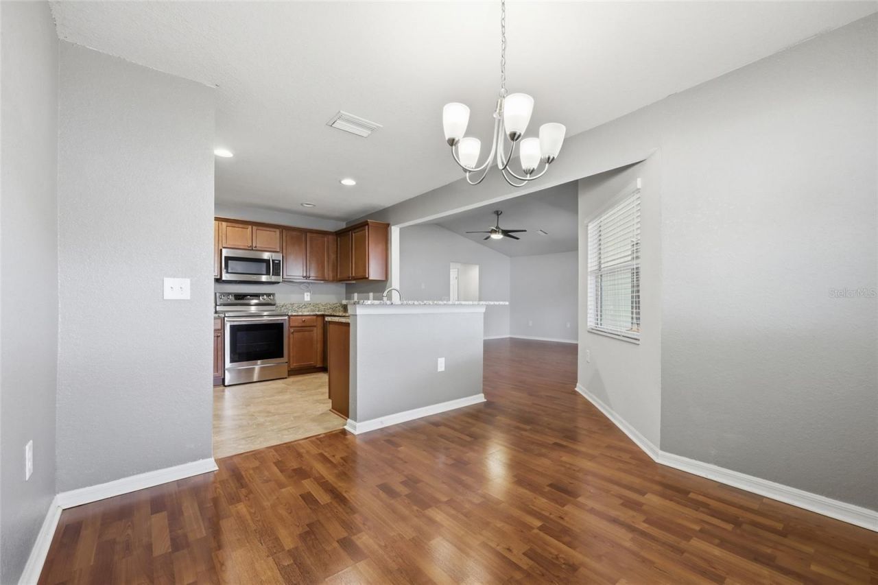306 Stonepoint Lane , Lady Lake, FL 32159 Photo