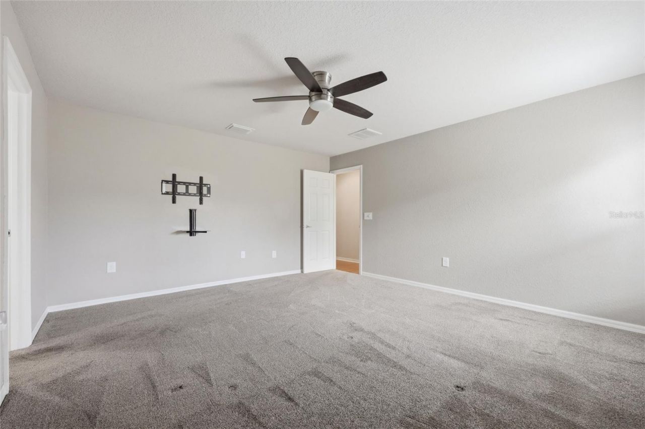 306 Stonepoint Lane , Lady Lake, FL 32159 Photo