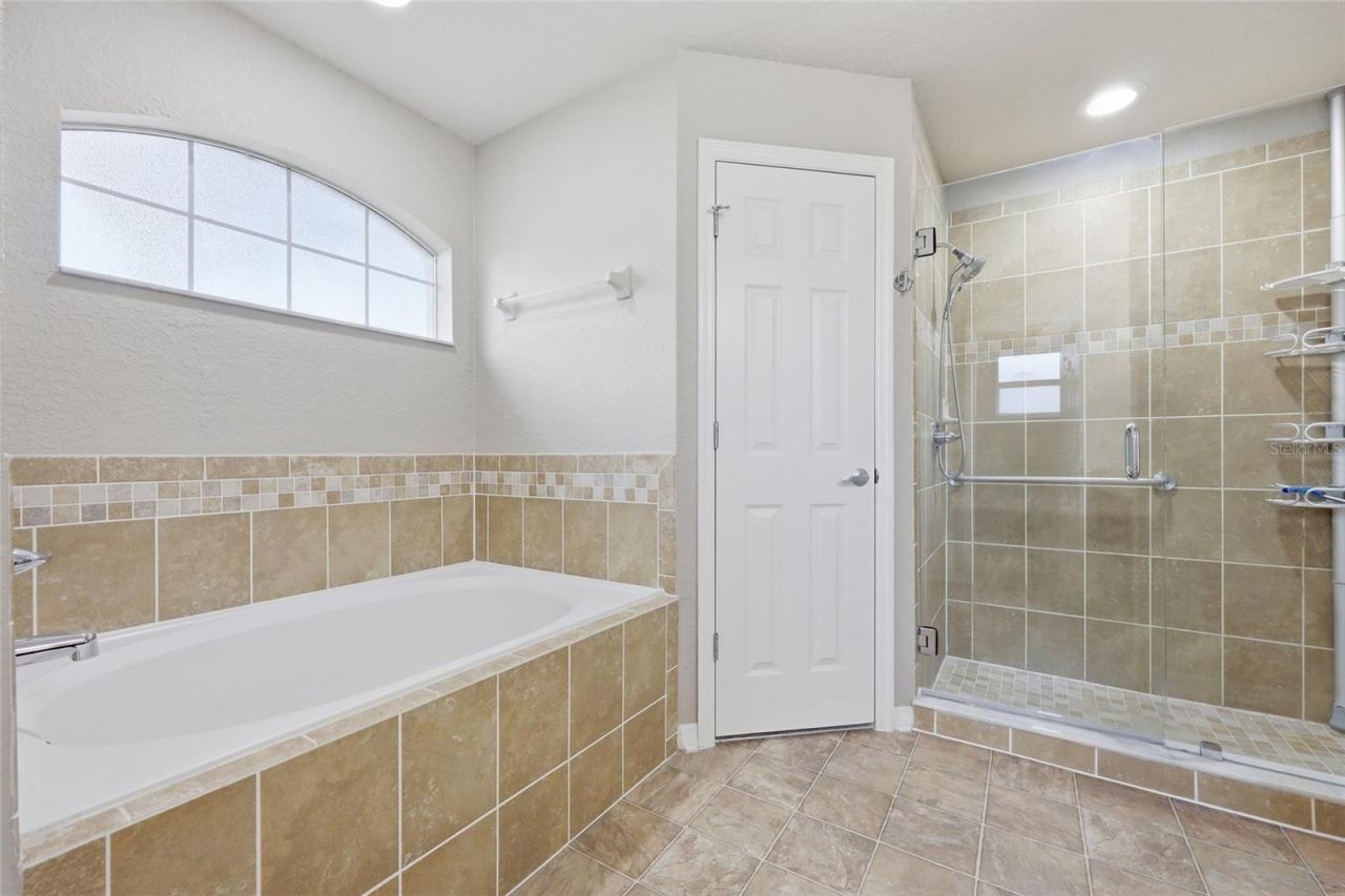 306 Stonepoint Lane , Lady Lake, FL 32159 Photo