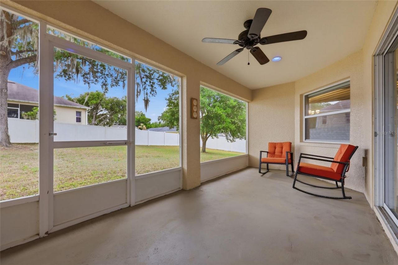 306 Stonepoint Lane , Lady Lake, FL 32159 Photo