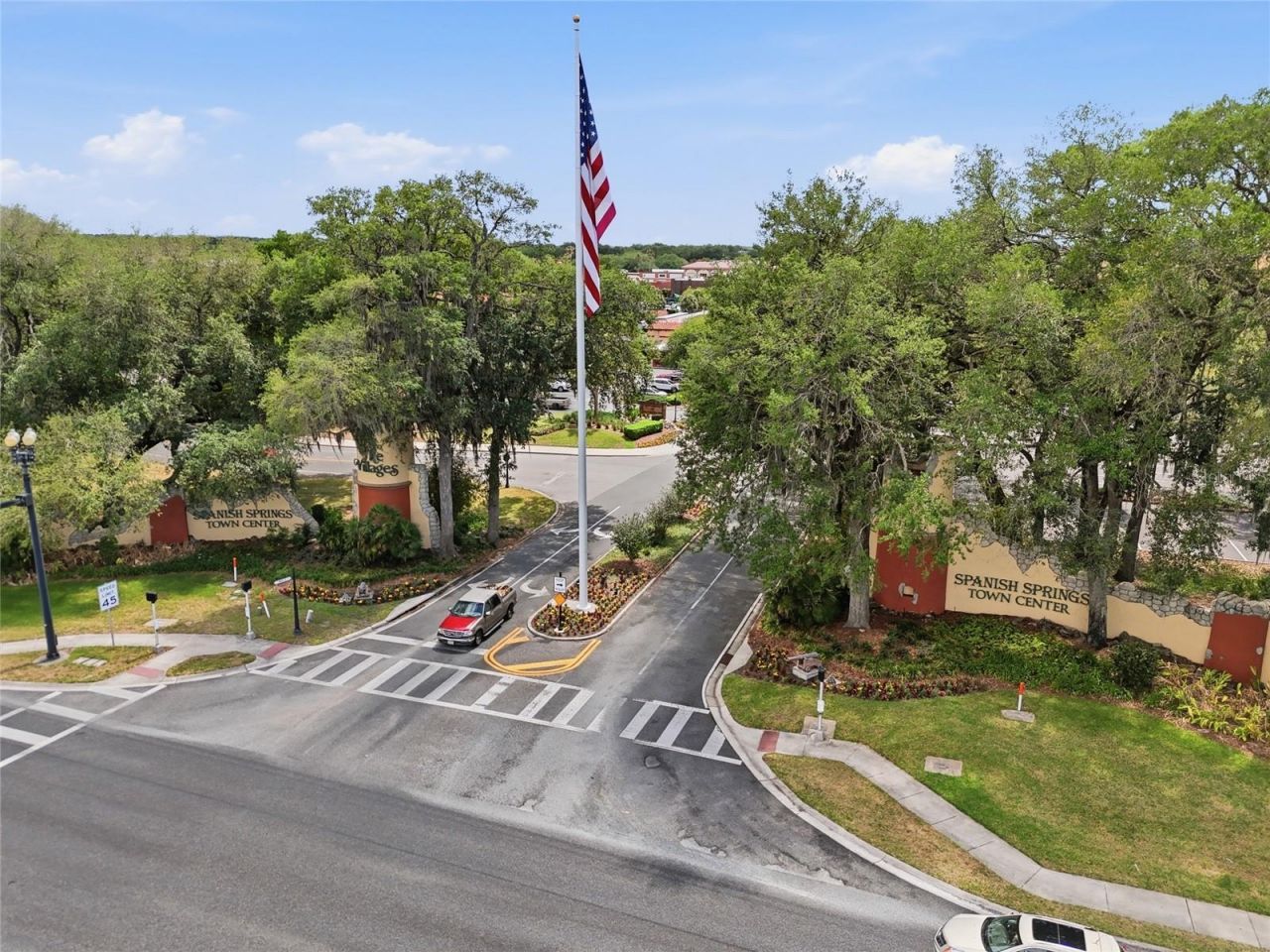 306 Stonepoint Lane , Lady Lake, FL 32159 Photo