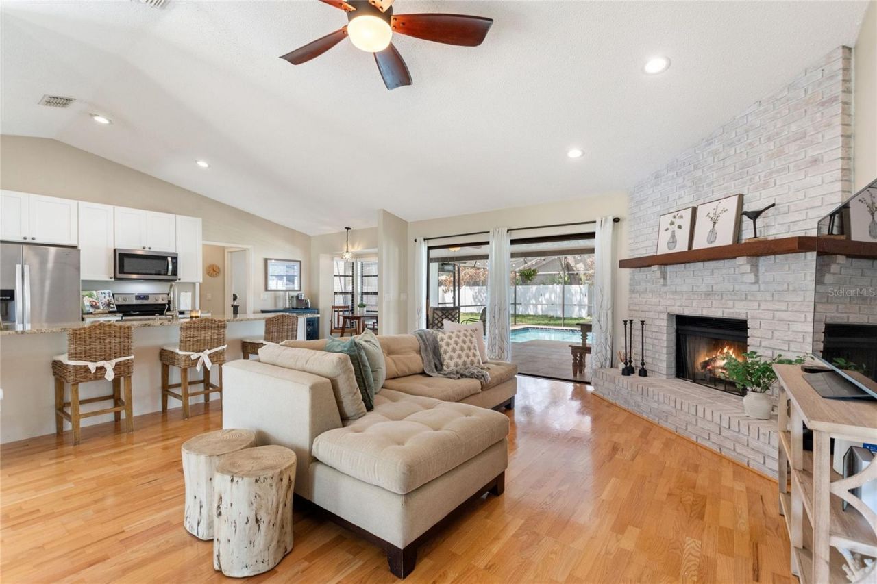 932 Yellow Rose Drive, Orlando, FL 32818 Photo