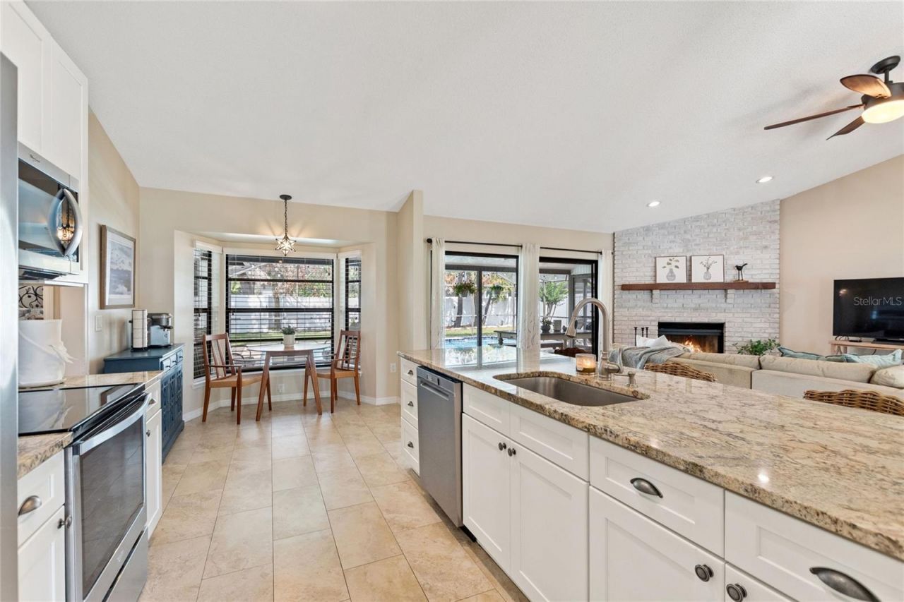 932 Yellow Rose Drive, Orlando, FL 32818 Photo