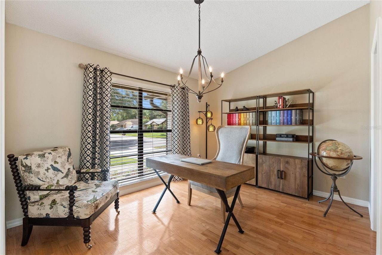 932 Yellow Rose Drive, Orlando, FL 32818 Photo