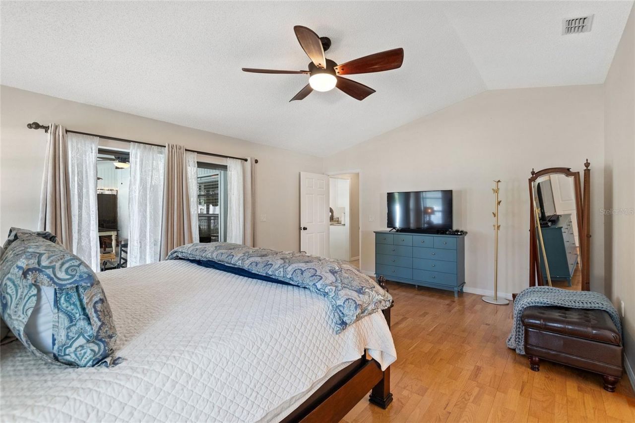 932 Yellow Rose Drive, Orlando, FL 32818 Photo