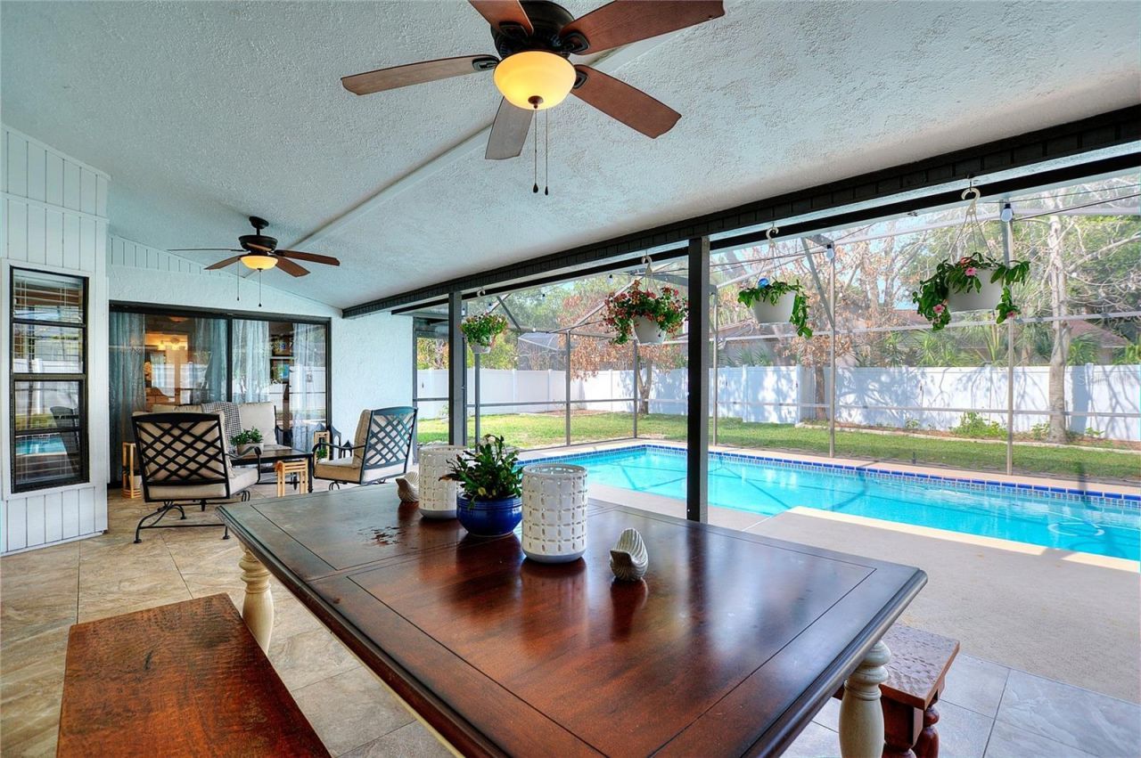 932 Yellow Rose Drive, Orlando, FL 32818 Photo
