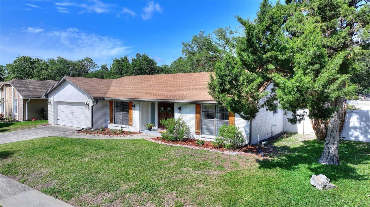 932 Yellow Rose Drive, Orlando, FL 32818 Photo