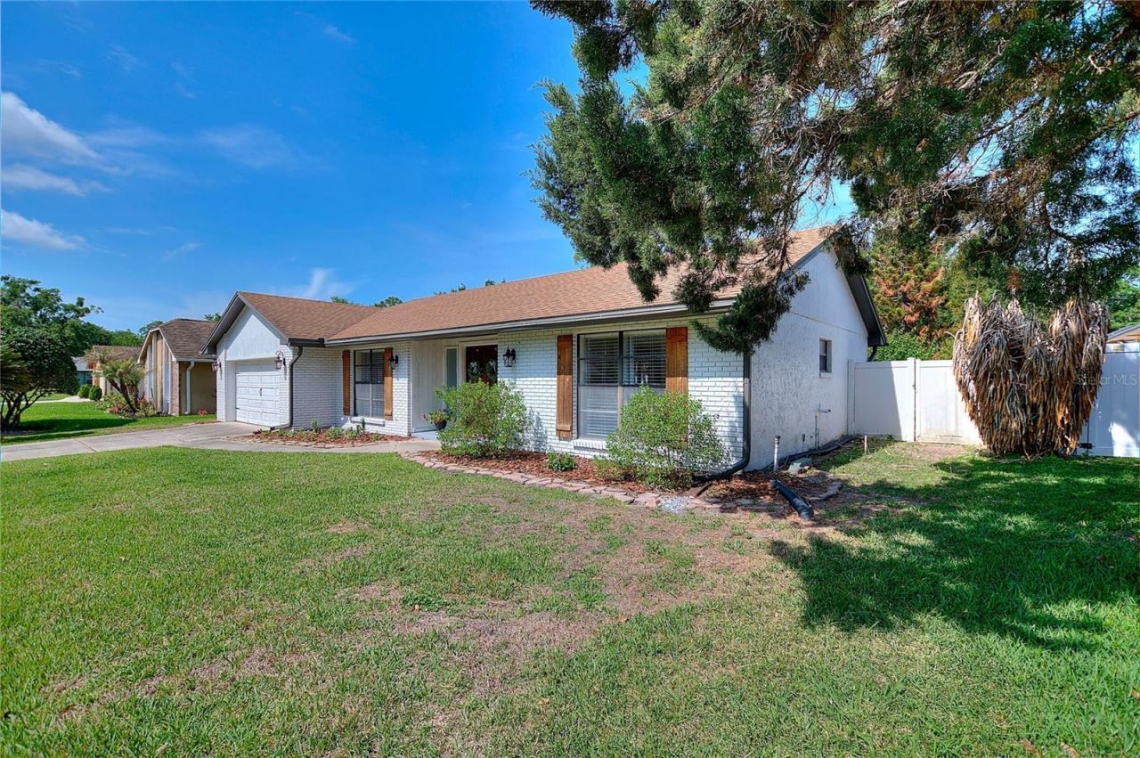 932 Yellow Rose Drive, Orlando, FL 32818 Photo