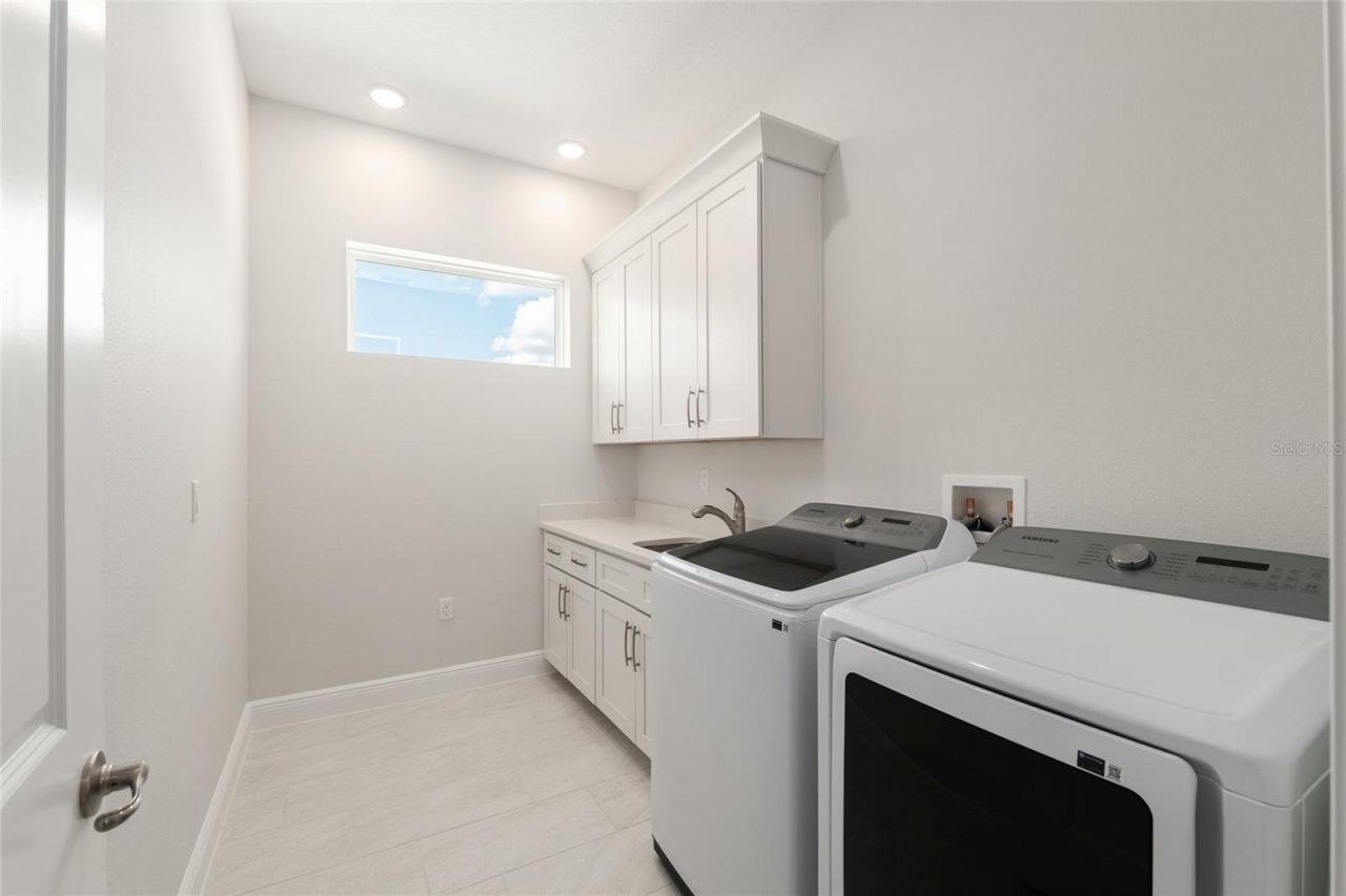 1929 NW 85th Loop, Ocala, FL 34475 Photo