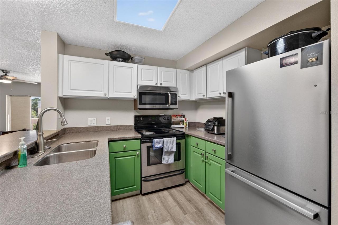 115 112th Avenue Ne, Unit 406, Saint Petersburg, FL 33716 Photo