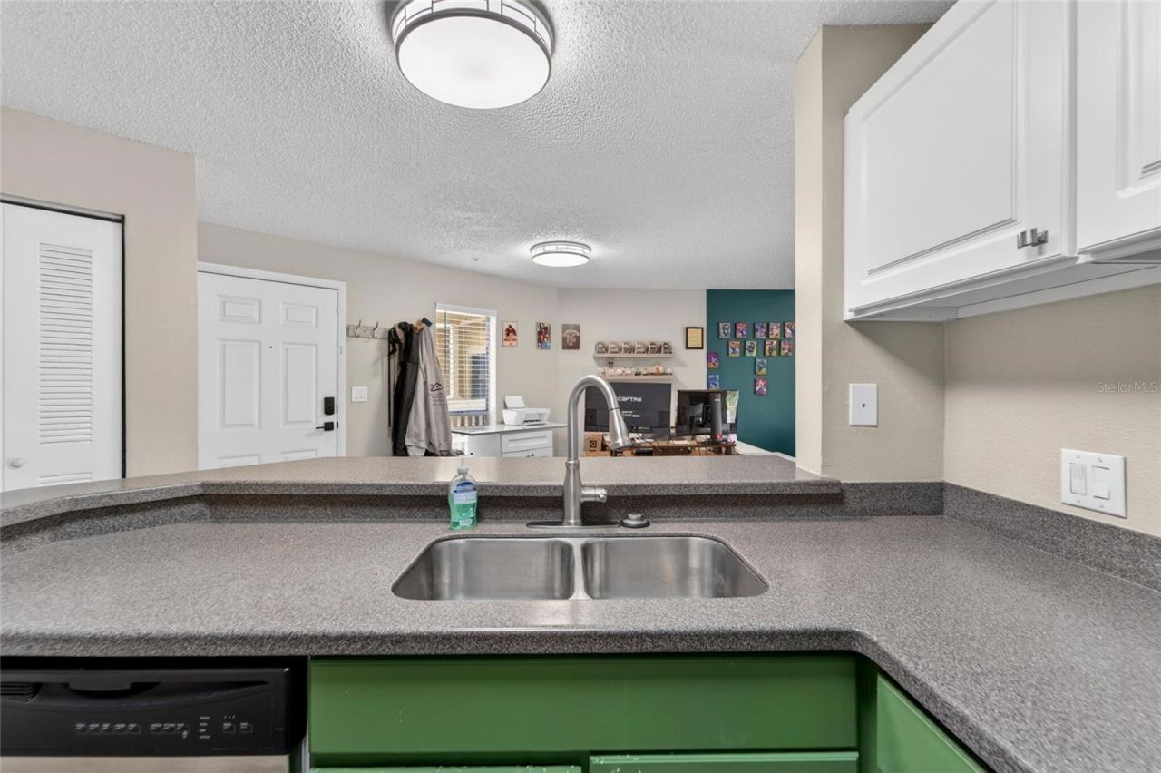 115 112th Avenue Ne, Unit 406, Saint Petersburg, FL 33716 Photo