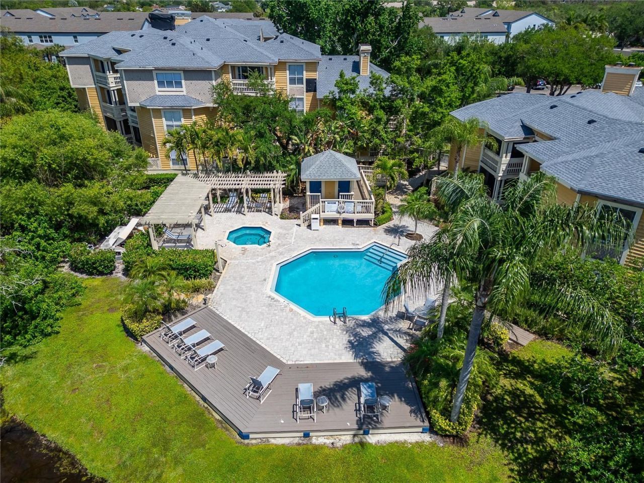 115 112th Avenue Ne, Unit 406, Saint Petersburg, FL 33716 Photo