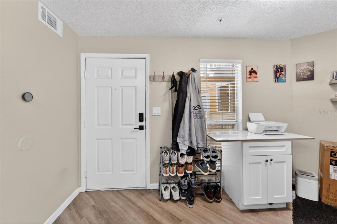 115 112th Avenue Ne, Unit 406, Saint Petersburg, FL 33716 Photo