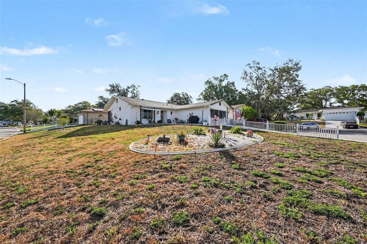 8515 Cedarview Court , Port Richey, FL 34668 Photo