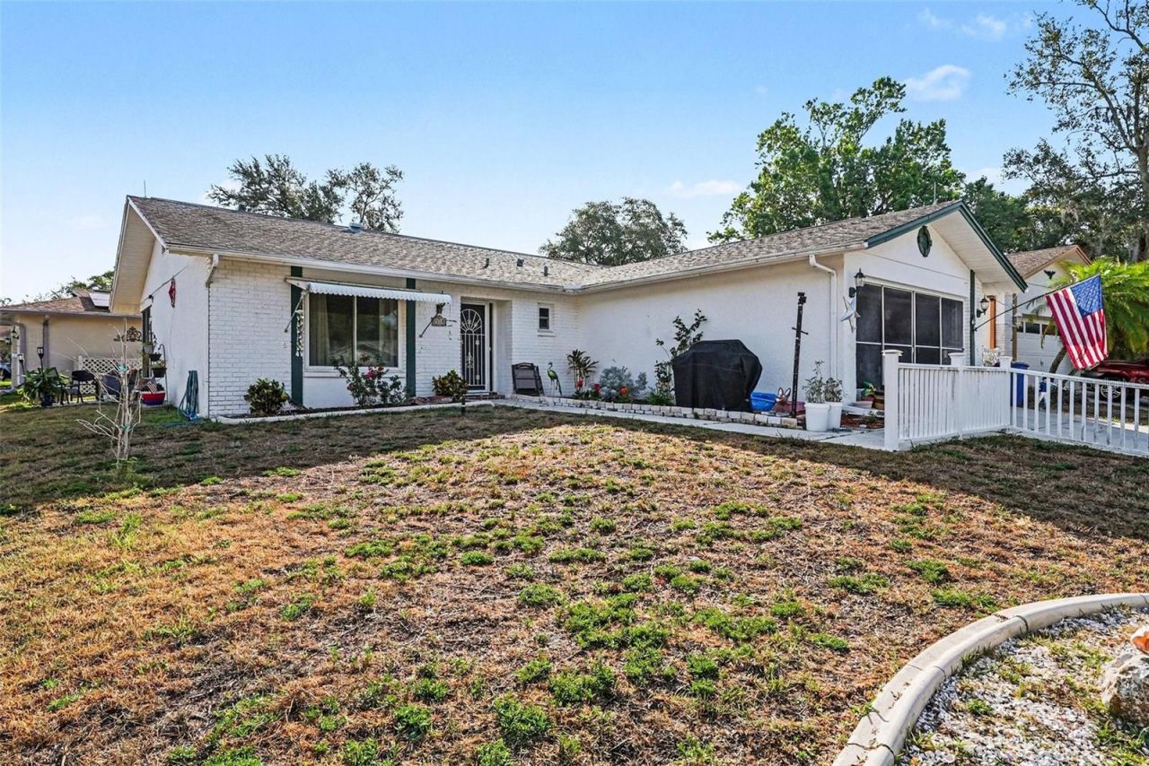 8515 Cedarview Court , Port Richey, FL 34668 Photo