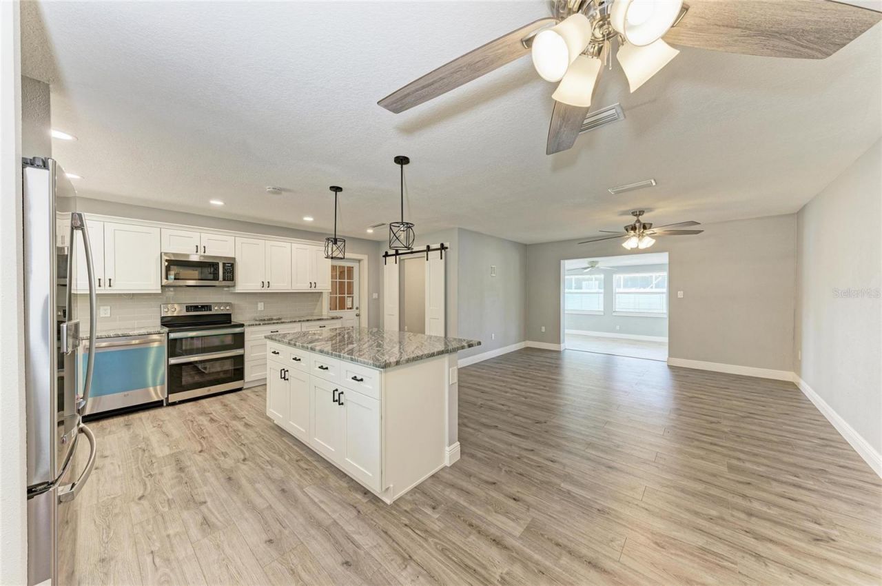 2401 10th Street W, Palmetto, FL 34221 Photo