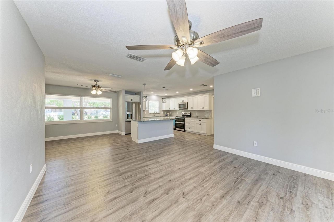 2401 10th Street W, Palmetto, FL 34221 Photo
