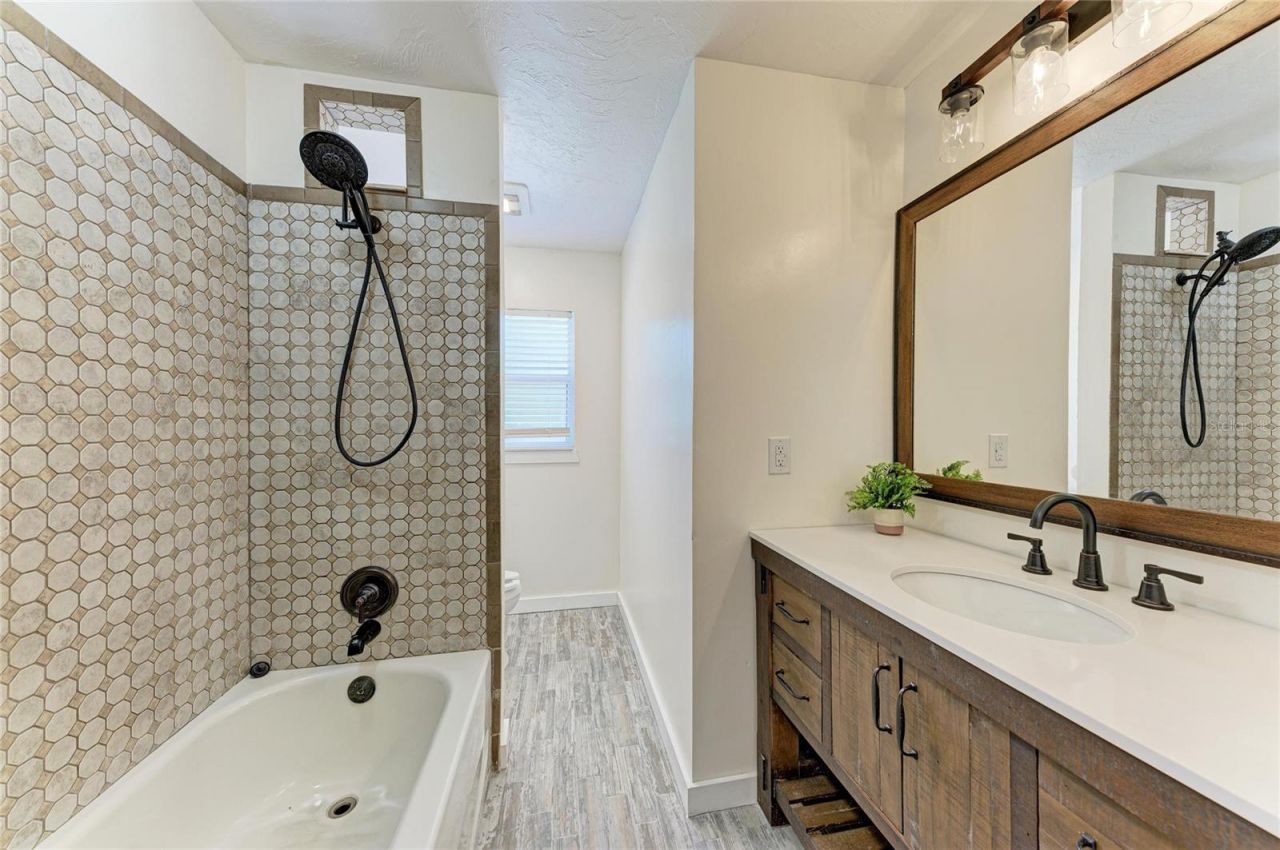 2401 10th Street W, Palmetto, FL 34221 Photo