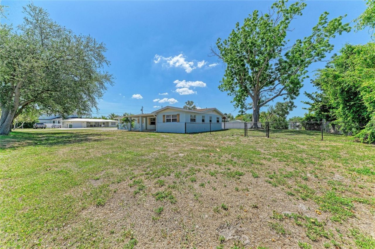 2401 10th Street W, Palmetto, FL 34221 Photo