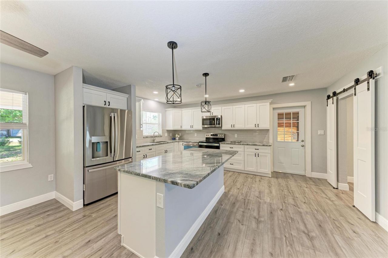 2401 10th Street W, Palmetto, FL 34221 Photo