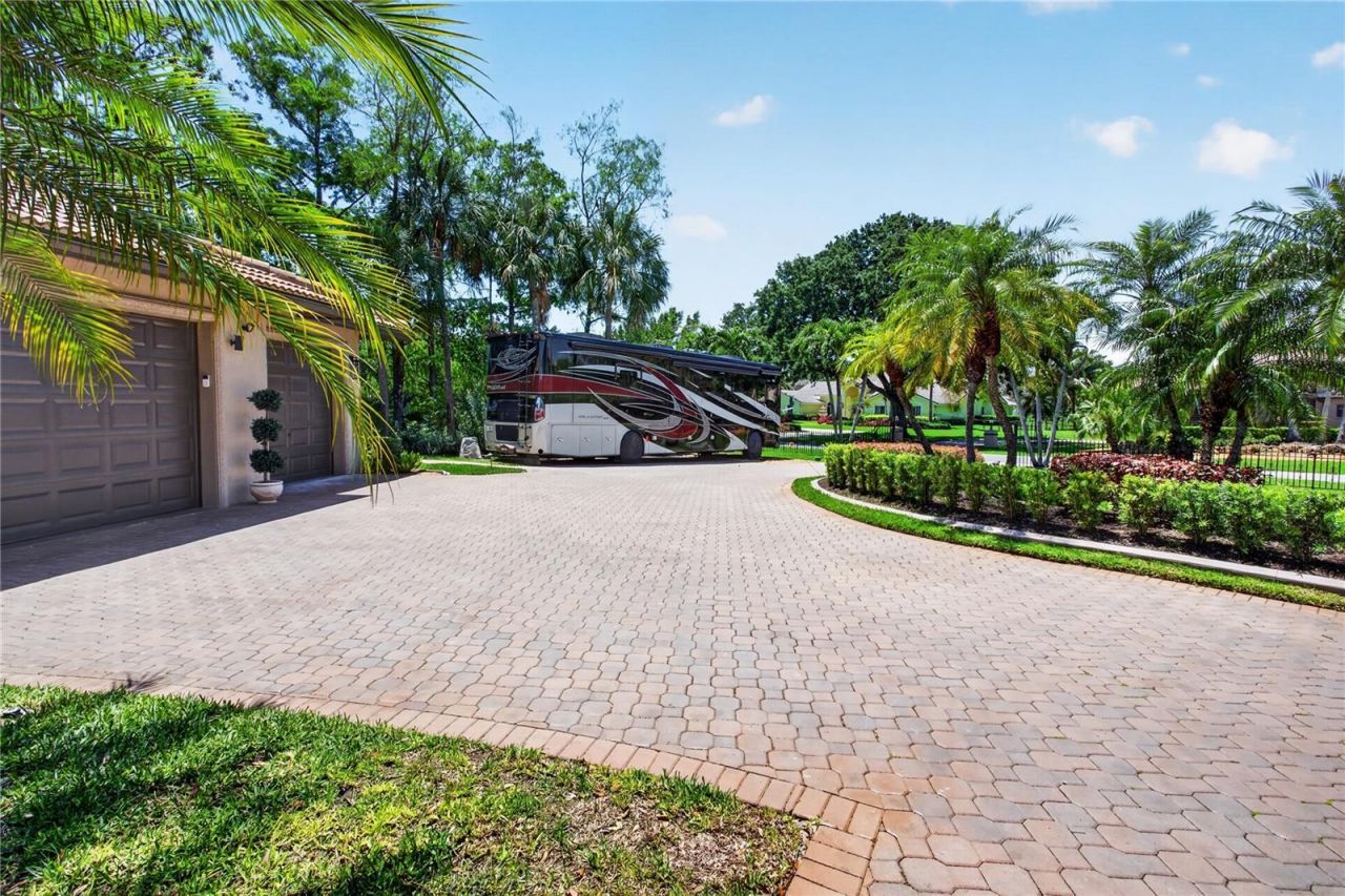 5884 NW 79th Way, Parkland, FL 33067 Photo