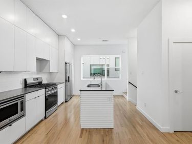 427 W 10TH Street, Unit 502, Dallas, TX 75208